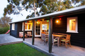 The Apple Pickers' Cottages at Matahua, Mapua